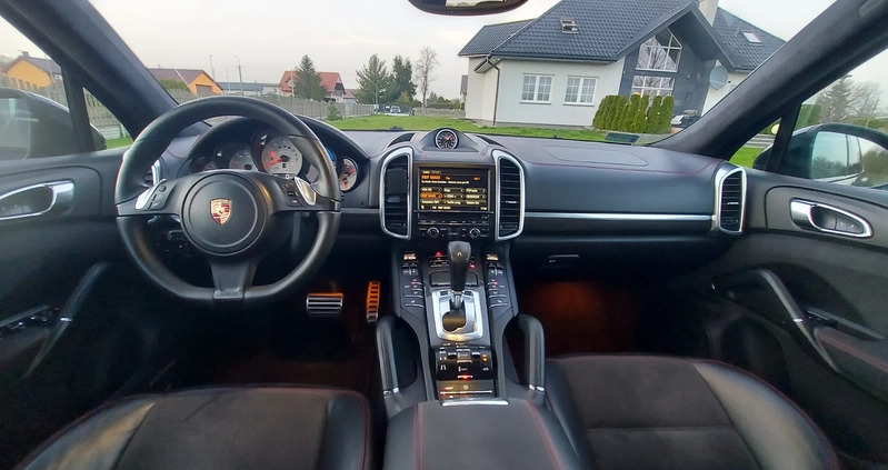 Porsche Cayenne cena 132000 przebieg: 146000, rok produkcji 2012 z Pruszków małe 529